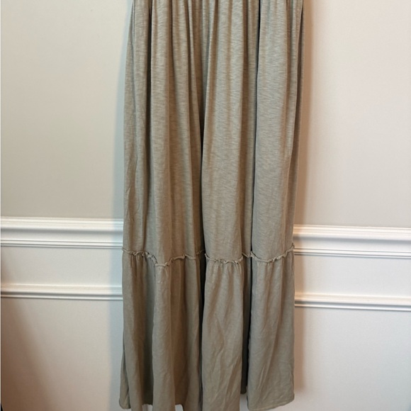 American Eagle Outfitters Sage Green tiered midi Dress size large - Picture 5 of 12